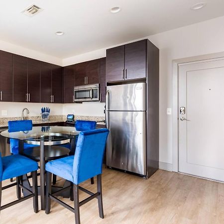 Luxury Inner Harbor Apartment Baltimore Exterior photo
