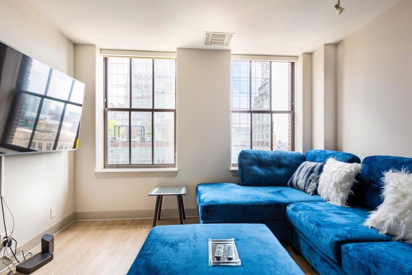 Luxury Inner Harbor Apartment Baltimore Exterior photo